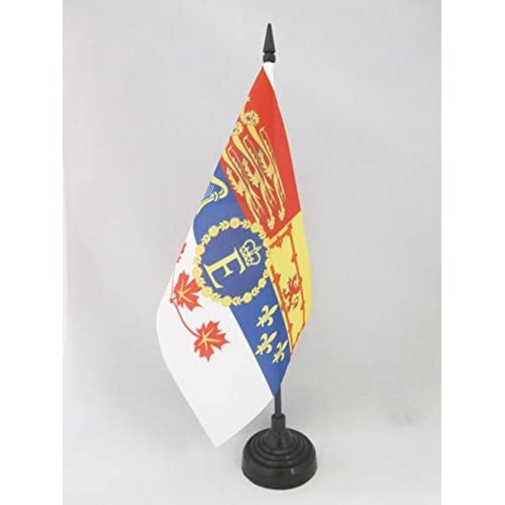 AZ FLAG Kingdom of Canada Table Flag 5'' x 8'' - Royal Canadian Office Decoration 100% Polyester 21 x 14 cm - Mini Desk Flag with Pole and Black Plastic Base