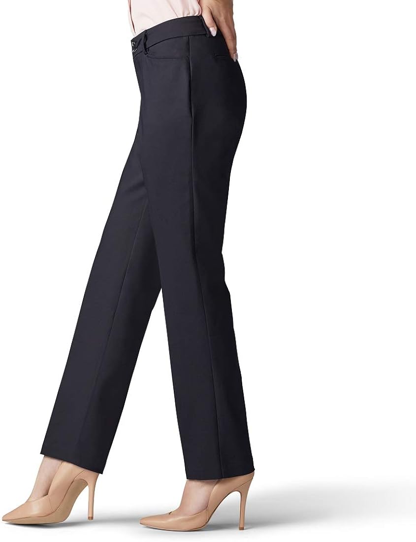 lee secretly shapes pants