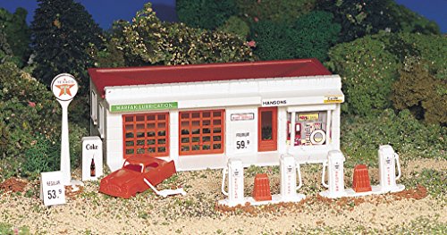 Bachmann Trains Gas Station