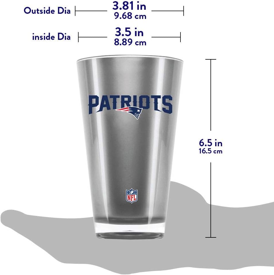 Amazon Com Nfl New England Patriots 20oz Insulated Acrylic Tumbler Sports Outdoors