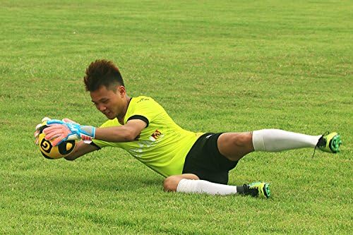 goalkeeper reflex ball