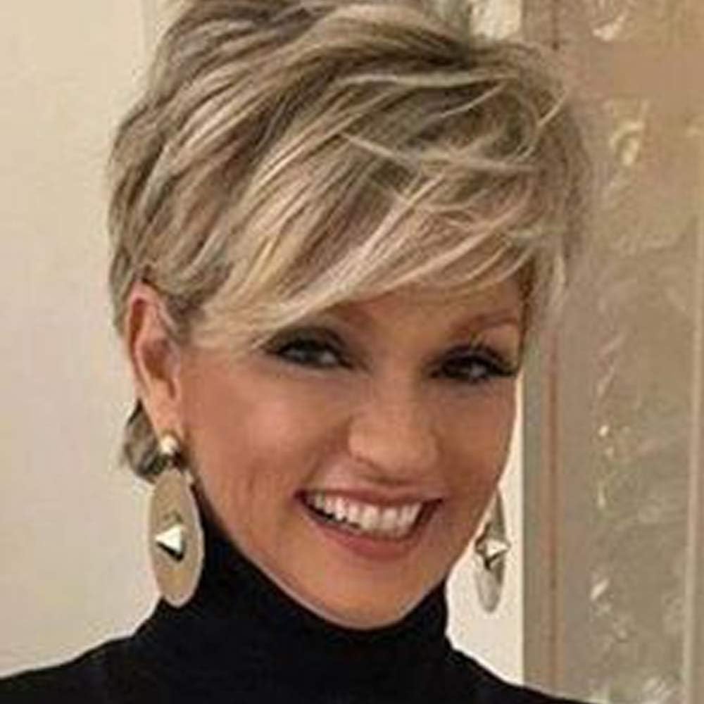 Creamily Short Blonde Wigs for Women Pixie Cut Wigs with Bangs Natural Straight Layered Synthetic Hair Short Wig for Women Daily Cosplay Party Halloween Wig Blonde Mixed Brown