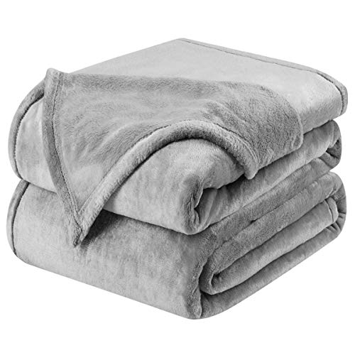HOMEIDEAS Extra Soft Fleece Blanket Twin Size Lightweight 380GSM Fuzzy