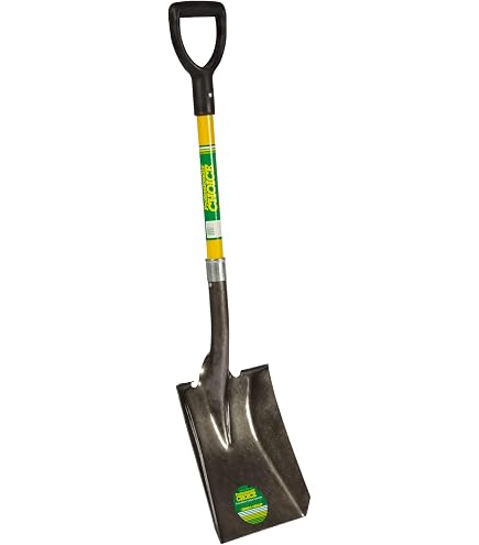 14-Gauge Round Point Shovel (Fiberglass, Hardwood) - Bully Tools