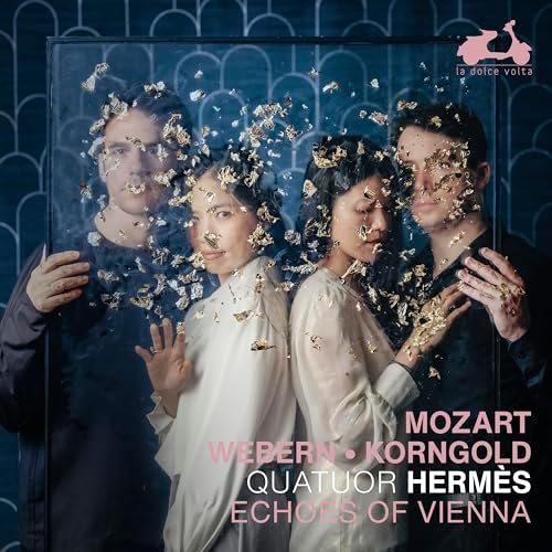 『ショパン・プロジェクト』　オーラヴル・アルナルズ＆アリス＝紗良・オット Olafur Arnalds/Alice Sara Ott - Chopin Project - Amazon.com Music