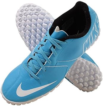 nike bomba 2
