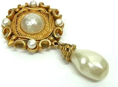 Amazon Chanel シャネル ブローチ 太陽 月 パール チャーム ゴールド k1116 中古 チャーム 通販