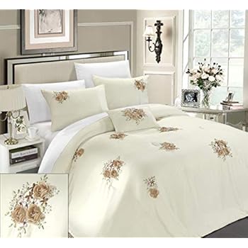 Amazon.com: Harbor House Madeline Comforter Set, King
