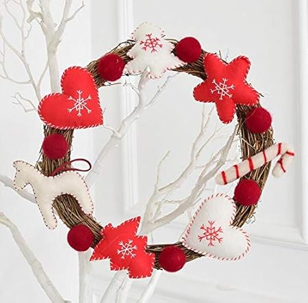 Amazon Jqstar クリスマスリース 30cm 手作りウールフェルト 玄関リース 装飾藤 花輪 かわいい ふわふわ オーナメント付 装飾 北欧風 壁飾り デコレーション おしゃれ インテリア ドア 飾り 理想の冬の装飾 プレゼント ギフト 贈り物 Merry Christmas タイプ２