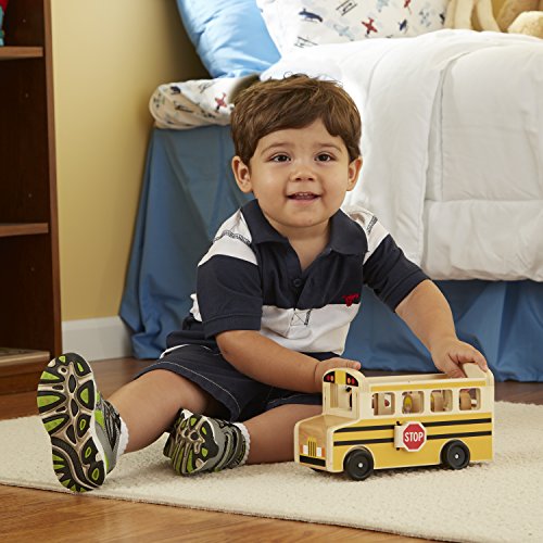 Melissa & Doug School Bus Wooden Play Set With 7 Play Figures