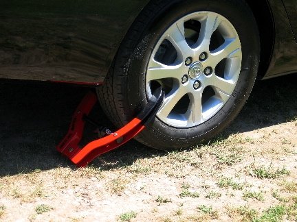 Tire Claw XL Lock - ATV, Auto, Trailer Locks #491KA-2