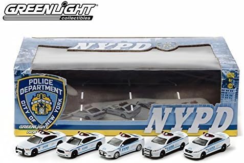 GreenLight Collectibles NYPD Diorama 5 Die-Cast Car (1:64 Scale) by Greenligt LLC