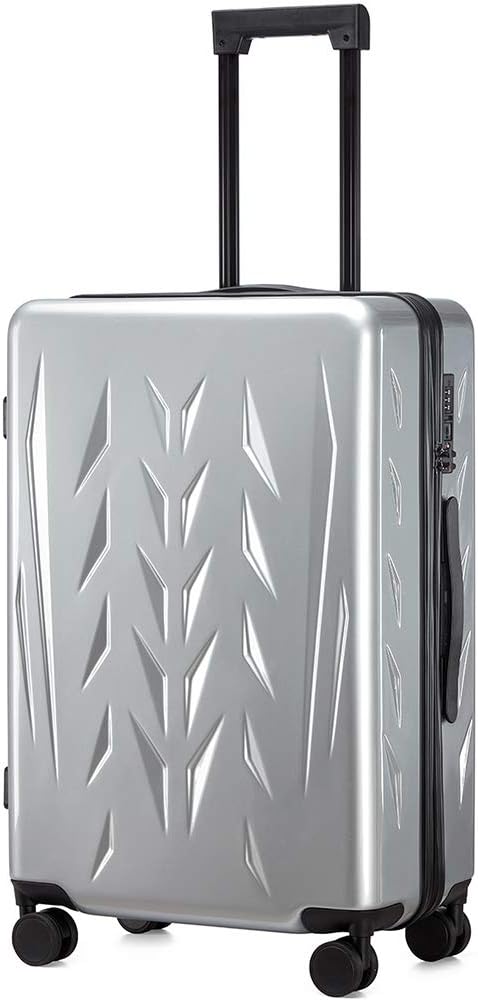 medium luggage dimensions