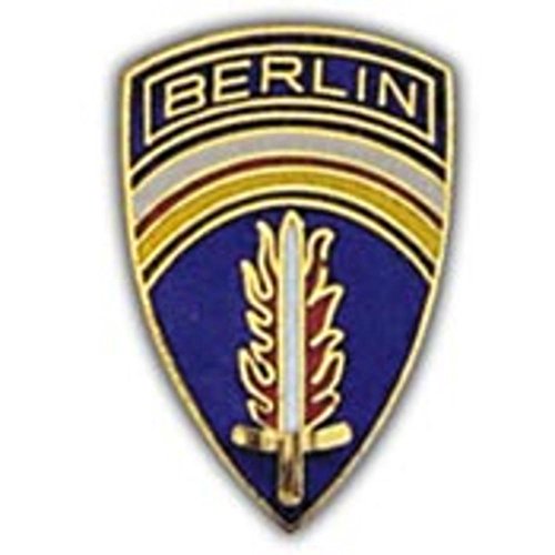U.S. Army Berlin Pin 1"