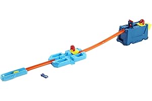 Hot Wheels Track Builder Unlimited Stunt Crash Box Playset with 18 Building Components in Storage Box with Lid & One 1:64 Scale Hot Wheels Car, Awesome Gift for Kids 6 to 12 Years Old