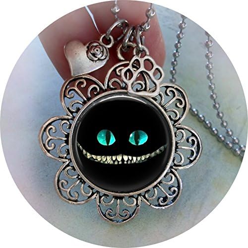 grOOvy empOrium Cool Black Cheshire Cat Necklace with Heart & Paw Charms