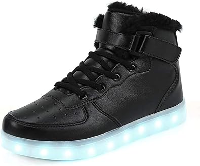 boys flashing trainers