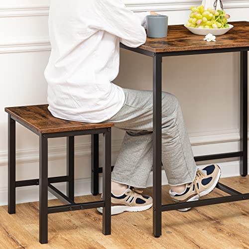 HOOBRO 3-Piece Bar Table Set, 80cm Rectangular Counter Height Pub Table with 2 Stools, Rusitc Brown Small Dining Table with Black Metal Frame, ‌Space-saving Kitchen Breakfast Table Set for Dining Room