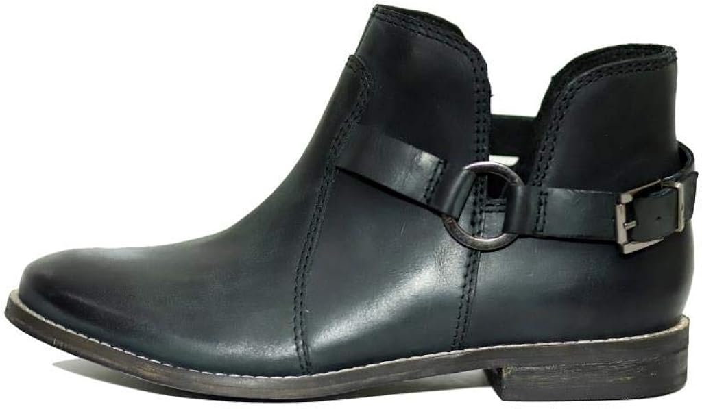 comfortable ankle boots with heel