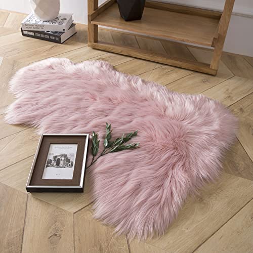 Ashler Faux Fur Rug, Fluffy Shaggy Area Rug 2 x 3 Feet Sheepskin Fur