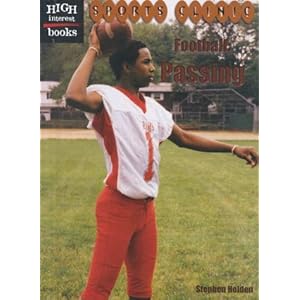 Football: Passing (Sports Clinic)