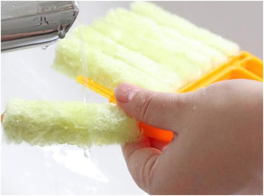 2PCS Practical Mini-Blind Cleaner Brush Vertical Window Blinds Brush Cleaning 7 Shape Handheld Magic Blind Cleaning Scrub Household Tool for Shutter or Electric Fan Air Conditioning(Random): Health & Personal Care