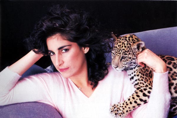 Karla Bonoff on Amazon Music