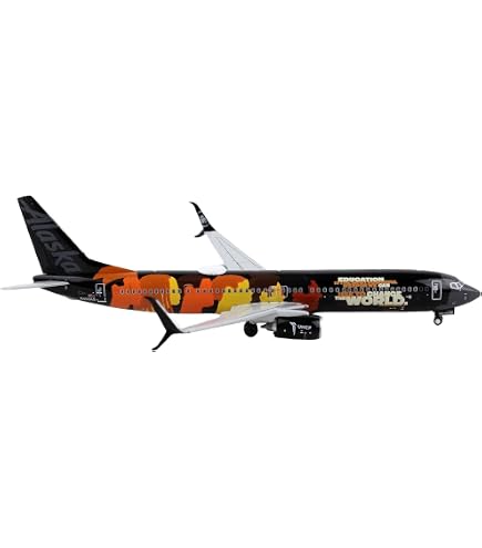 Amazon.com: Boeing 737-800 Commercial Aircraft with Flaps Down