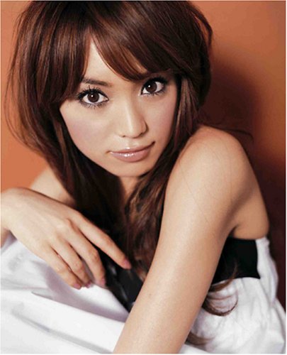 人気モデル エビちゃんこと蛯原友里の美人でかわいい高画質な画像 壁紙 写真まとめサイト Pictas