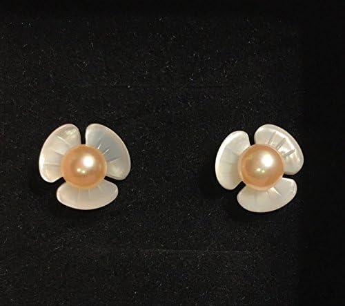 QQZEAL three petals vivid carved Exquisite White Lip Shell Flower Beads,White Mother of Pearl with pearl and sterling silver earing studs (10mm, 5A grade white three petals with pink pearl bead)
