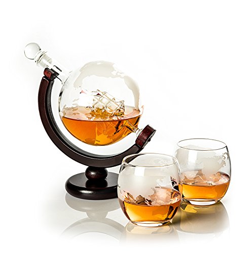 Whiskey Decanter Globe set with 2 etched Globe Whiskey Glasses & 8 stainless steel Whiskey Stones - for Vodka, Scotch, Liquor, Bourbon, Whiskey and Wine - 850ml Gift Set - Golden Moose