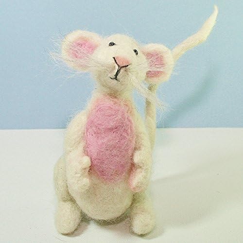 Mouse Needle Felting Kit - For beginners/improvers from Lincolnshire Fenn Crafts