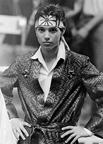 Photographs - Ralph Macchio as Daniel Larusso wearing head band The Karate Kid 5x7 inch photo