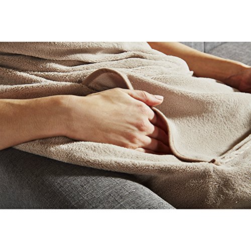 Sunbeam Heated Throw Blanket Dual Pocket Microplush, 3 Heat Settings, Oatmeal 31160302