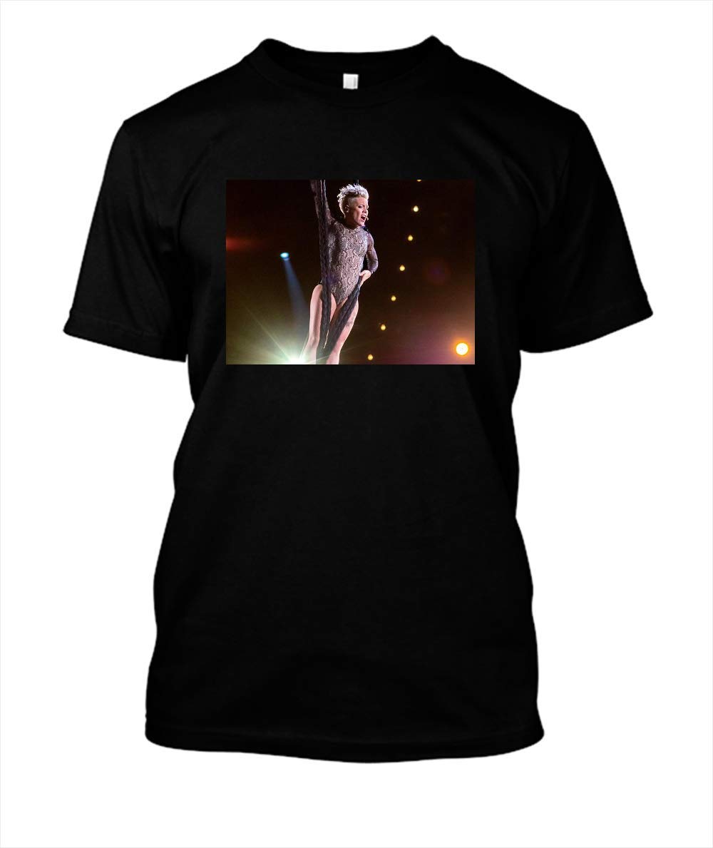 Pink Madison Square Garden, New York, Ny Tickets, Information, Reviews For Gift For Father Mother T Shirt