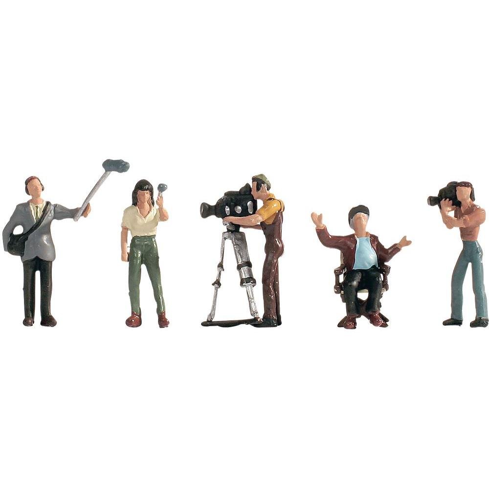 Noch 15573 Camera Crew Landscape Modelling