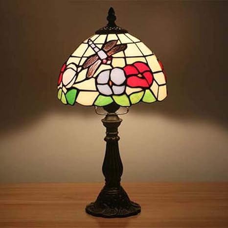 Amazon Co Jp Gaoliqin ティファニースタイル テーブルランプ 6インチ ステンドグラスデスクランプ 子供部屋 テーブルライト リビングルーム ベッドルーム 装飾 ベッドサイドランプ E27 40w ホーム キッチン