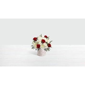 Amazon Com Proflowers Red White Mixed Flowers Snowflakes And