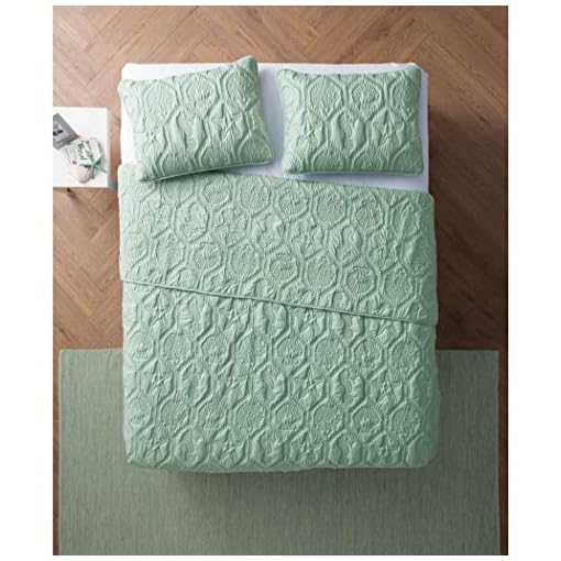 3 Piece Seafoam Green Embossed Seashell Theme Quilt Queen Set, Beautiful Classic Coastal