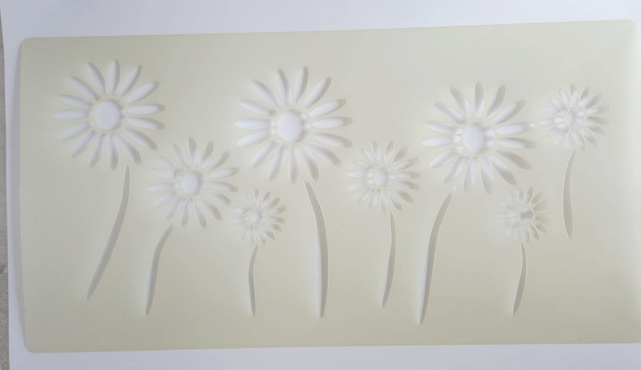 Flowers wall decor stencils bedroom living room kitchen 10" x 5" daisy daisies