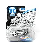 Hot Wheels Character Cars DC Sketched Series Batman 1/5