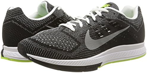 nike mens structure 18