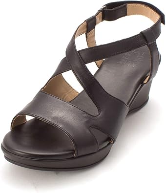 naturalizer black wedges