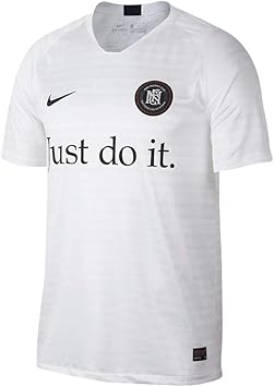 Amazon Co Jp Nike ナイキ メンズ サッカーウェア ナイキ Fc アウェイ Tシャツ トレーニングウェア Ah0302 100ホワイト Xl スポーツ アウトドア