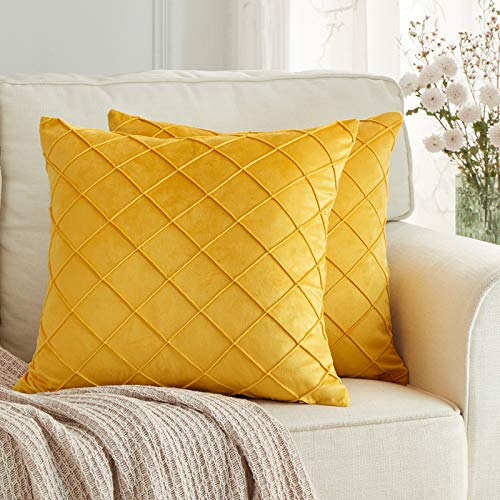 yellow bed throw pillows