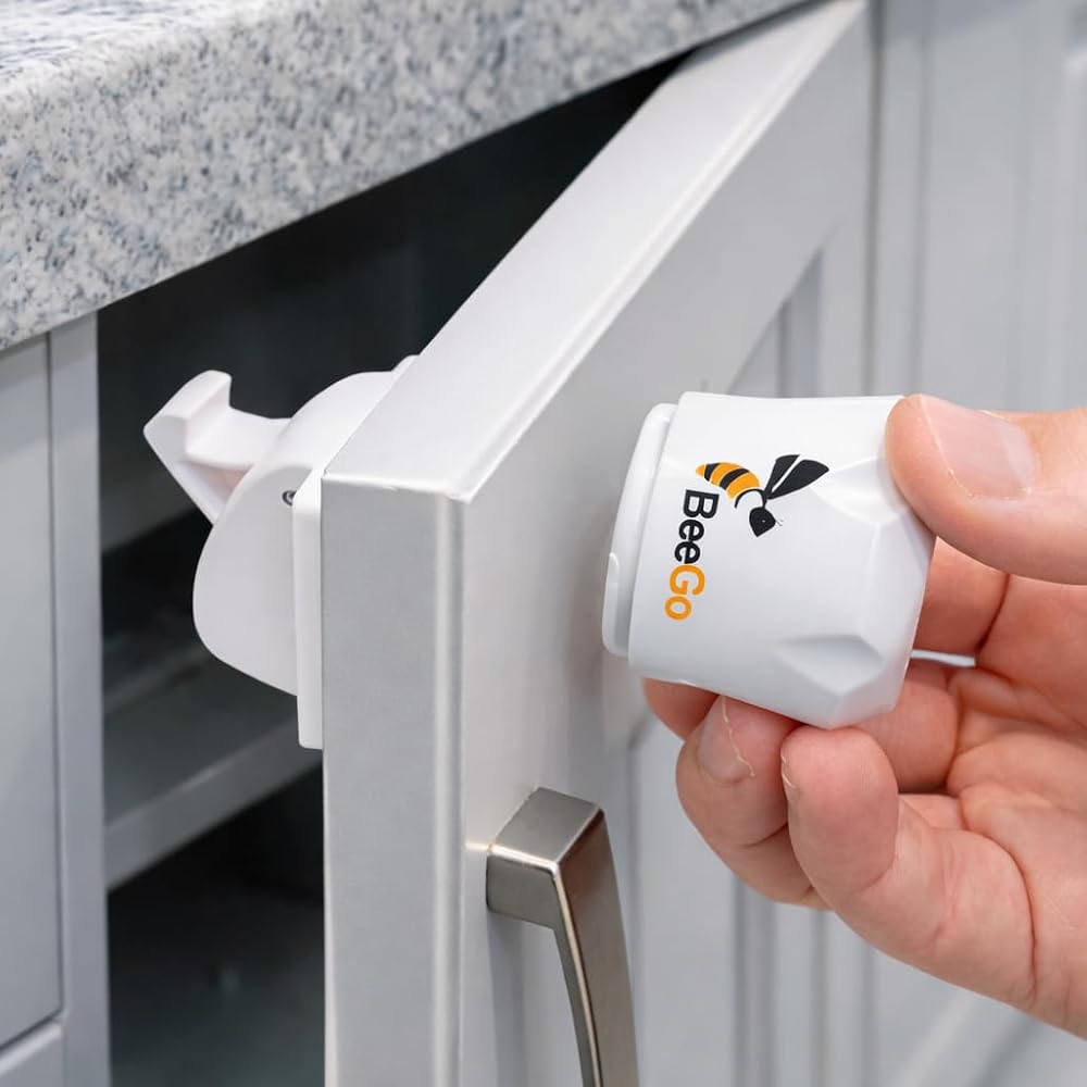BeeGo 6 Pack Magnetic Child Safety Locks with Key – No Drill, 3M Tape