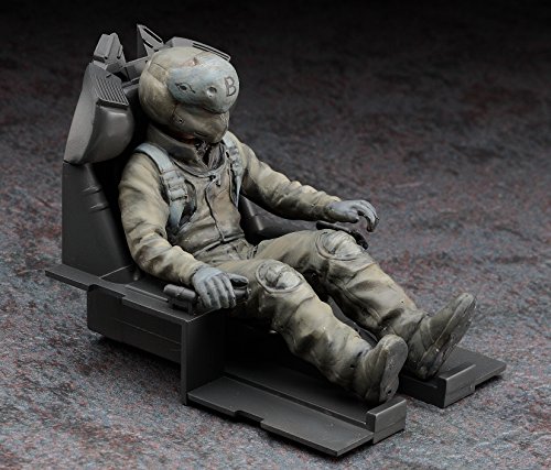 Hasegawa 1/20 Antigravity Armored Fighter (Armored Raider) Pkf.85 FALKE - Ma.K. (Maschinen Krieger)