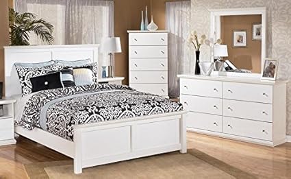 Amazon Com Bostwick Shoals Queen Bedroom Set With Panel Bed