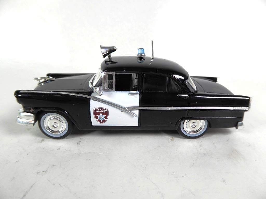 Collection Voiture De Police Du Monde OPO 10 - Ford Fairlane 1/43 Collection Voiture de Police du Monde - USA