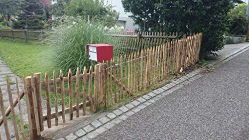 Gartenwelt Riegelsberger Premium Staketenzaun aus Kastanie Komplettset Rollzaun Lattenabstand 4-6 cm Zaunlänge 10 m Höhe 100 cm inkl. Pfosten Tor H100xB100cm und Krampen – Bild 6